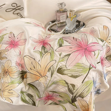 Luxury White Flowers Lilly Embroidery Ice Silky Duvet Cover Bedding Set